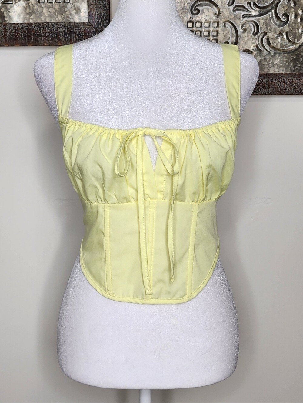 Light Yellow Corset-Style Milkmaid Crop Top Medium Country Girl Southern Style